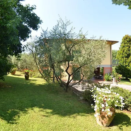 Holiday home Le Querce